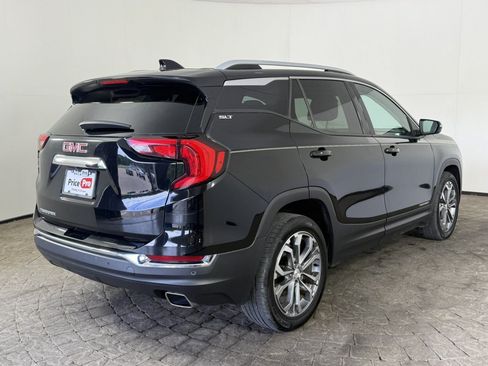 Used 2018 GMC Terrain SLT w/ Preferred Package FWD image 9