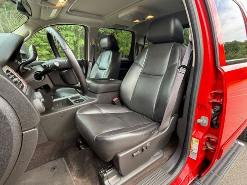 Used 2013 GMC Sierra 2500 SLT w/ Entertainment Package AWD/4WD image 11