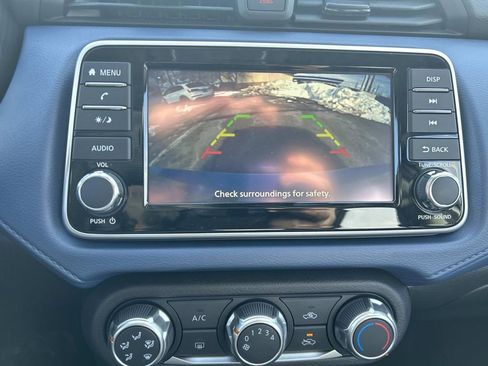 Used 2025 Nissan Versa SV w/ Trunk Package image 29