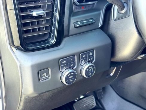 Used 2024 GMC Sierra 2500 AT4 w/ AT4 Premium Plus Package image 15