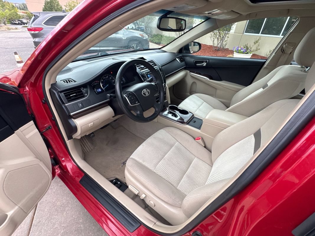 Used 2013 Toyota Camry XLE FWD image 24
