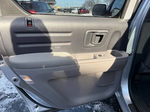 Used 2010 Honda Ridgeline RT image 73
