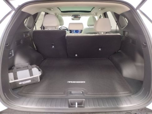 Used 2025 Hyundai Tucson SEL AWD/4WD image 16