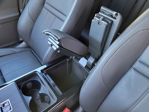 Used 2026 Land Rover Range Rover Evoque S image 38