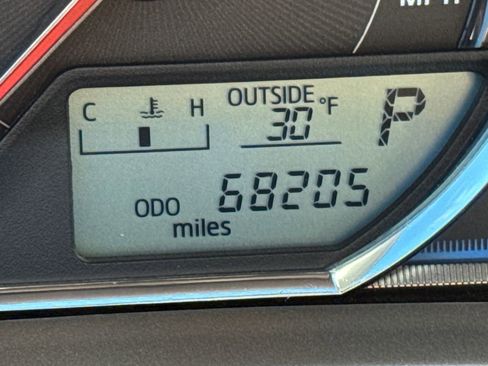 Used 2013 Toyota RAV4 Limited image 18