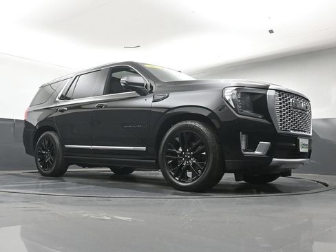 Used 2023 GMC Yukon Denali w/ Denali Reserve Package AWD/4WD image 29
