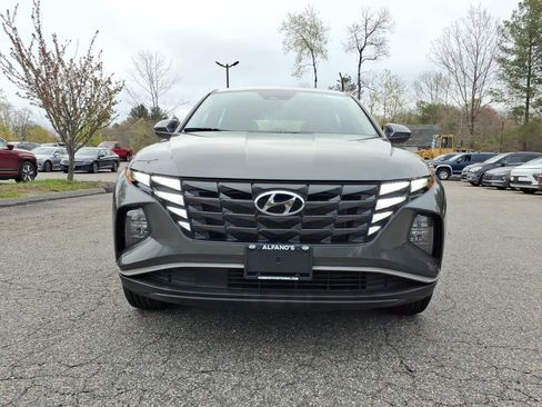 Certified 2023 Hyundai Tucson SE image 2