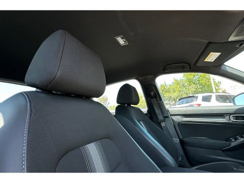 Used 2025 Honda Civic Sport image 17