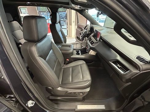 Used 2023 Chevrolet Tahoe Z71 w/ Luxury Package AWD/4WD image 40