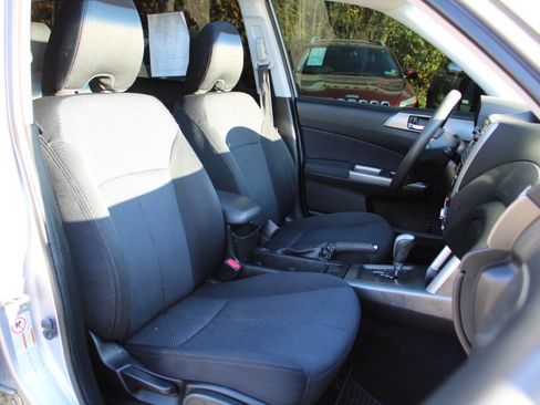 Used 2012 Subaru Forester 2.5X Premium w/ All-Weather Pkg image 30