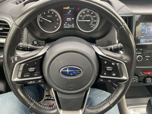 Used 2021 Subaru Forester Premium AWD/4WD image 17
