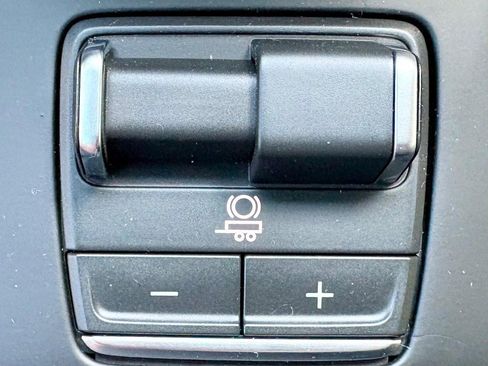 Used 2026 GMC Sierra 1500 Denali Ultimate image 17