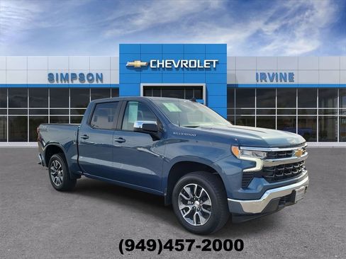 Used 2024 Chevrolet Silverado 1500 LT image 2