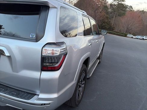 Used 2014 Toyota 4Runner Limited image 5