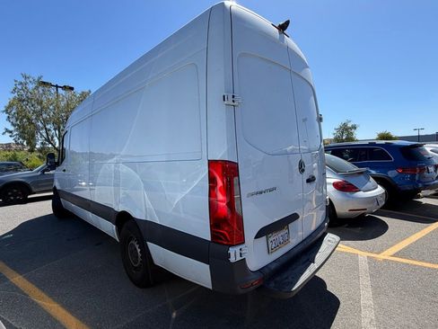 Used 2023 Mercedes-Benz Sprinter 2500 image 6