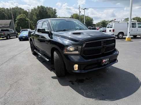 Used 2017 RAM 1500 Sport w/ Convenience Group AWD/4WD image 3
