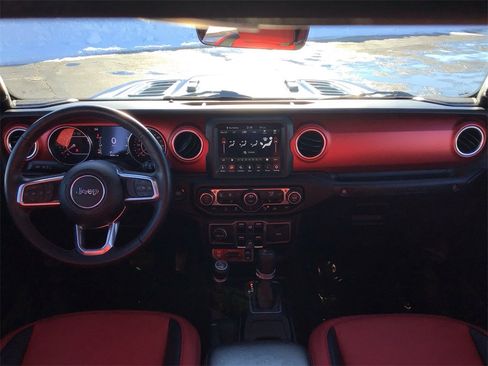 Used 2022 Jeep Wrangler Unlimited Rubicon w/ LED Lighting Group image 21