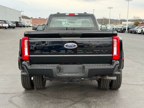 New 2026 Ford F350 4x4 Regular Cab DRW Super Duty image 5
