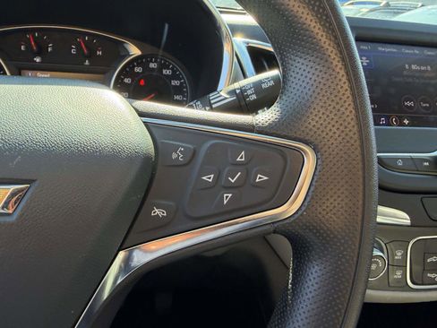 Certified 2024 Chevrolet Equinox LS w/ LS Convenience Package FWD image 22