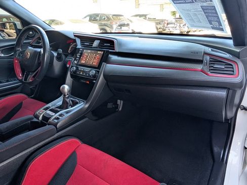 Used 2019 Honda Civic Type R image 22