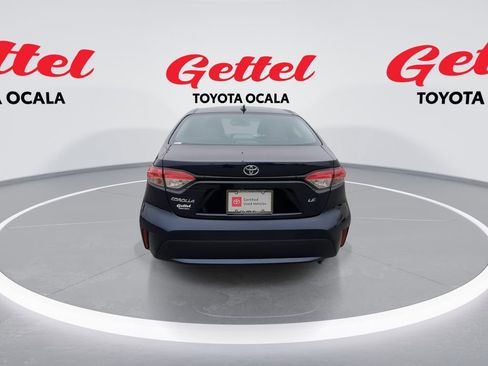 Used 2022 Toyota Corolla LE image 7