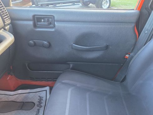 Used 2003 Jeep Wrangler Rubicon AWD/4WD image 26