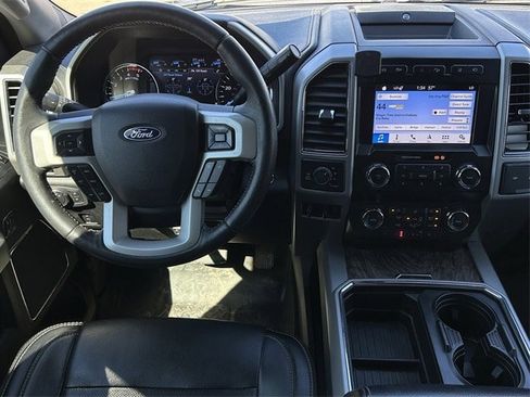 Used 2019 Ford F250 Lariat w/ Lariat Ultimate Package image 13