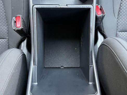 Certified 2025 Kia Sportage LX image 40