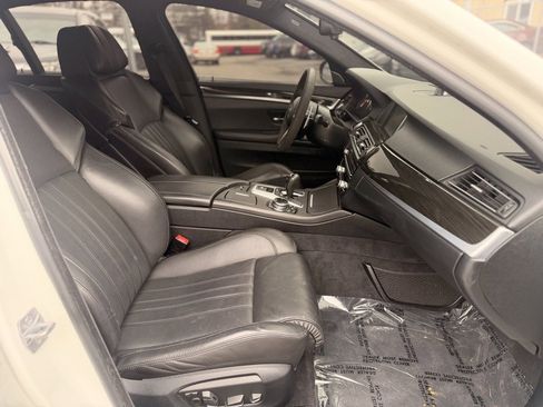 Used 2014 BMW M5 image 13