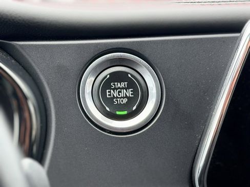 Used 2022 Chevrolet Blazer RS w/ Enhanced Convenience Package image 12