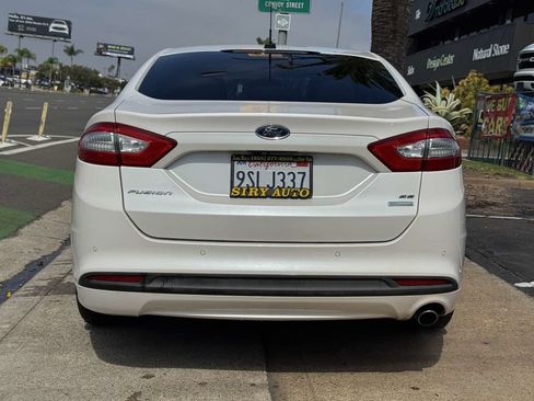 Used 2016 Ford Fusion SE w/ Equipment Group 202A FWD image 13