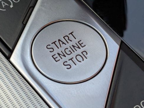 Used 2019 BMW Z4 sDrive30i w/ M Sport Package image 33