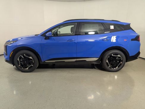 New 2026 Kia Sportage SX FWD image 4