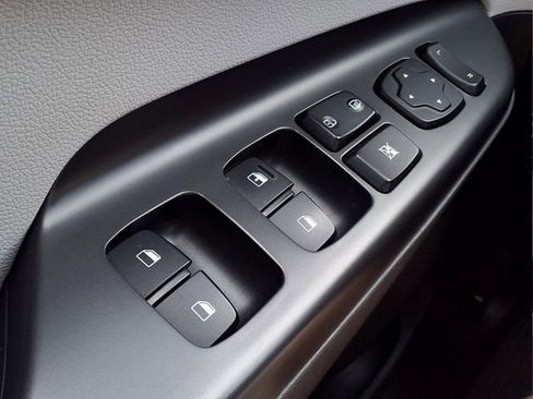 Certified 2023 Hyundai Kona SE FWD image 22