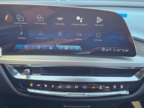 New 2026 Cadillac Lyriq Sport AWD/4WD image 28