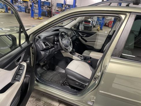 Used 2021 Subaru Forester Premium AWD/4WD image 34