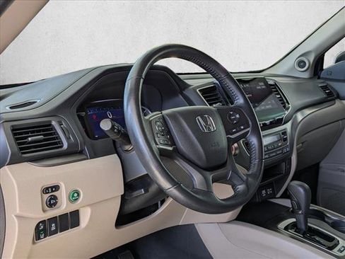 Used 2020 Honda Pilot EX-L image 11