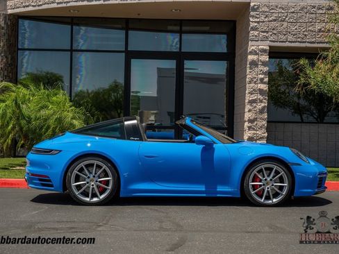 Used 2023 Porsche 911 AWD/4WD image 9