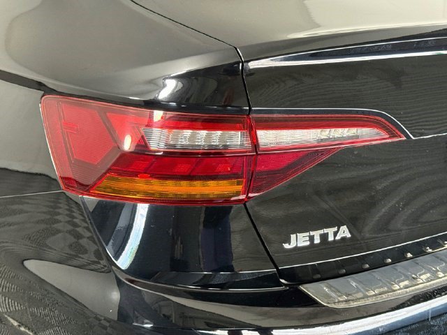 Used 2019 Volkswagen Jetta R-Line FWD image 33