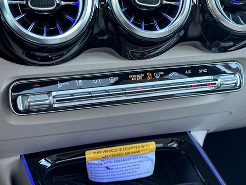 New 2025 Mercedes-Benz GLB 250 4MATIC image 20