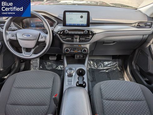 Certified 2025 Ford Escape Active FWD image 17