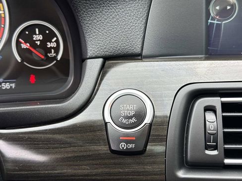 Used 2013 BMW M5 RWD image 18