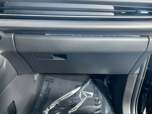 New 2026 Kia Carnival SX FWD image 35