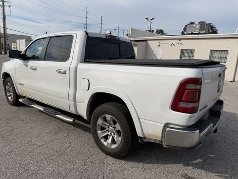 Used 2021 RAM 1500 Laramie w/ Trailer Tow Group AWD/4WD image 3