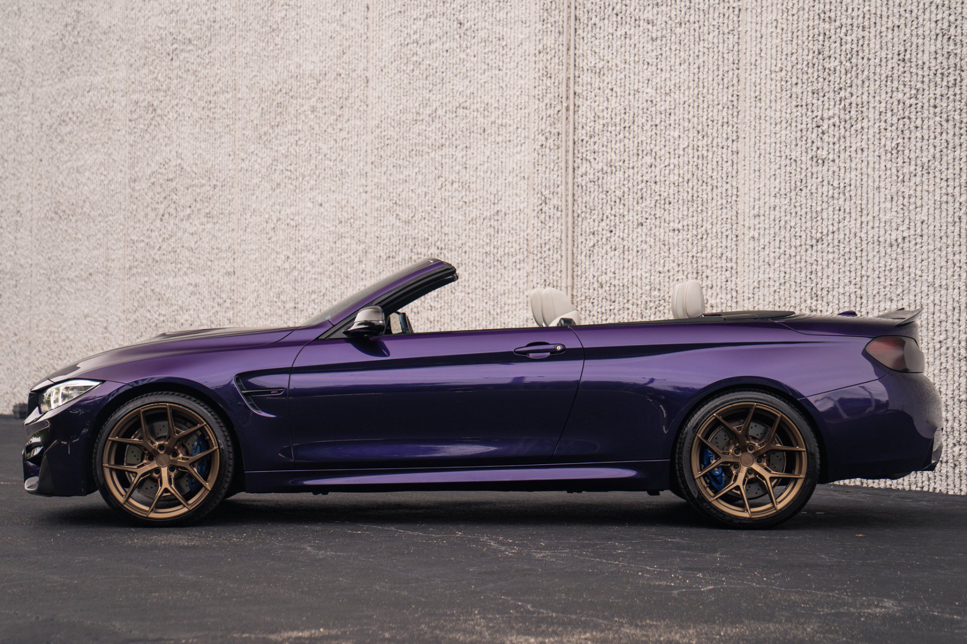 Used 2016 BMW M4 Convertible RWD image 9