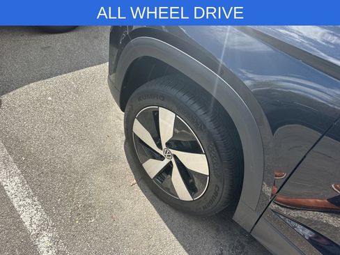 Used 2025 Volkswagen Taos S AWD/4WD image 6