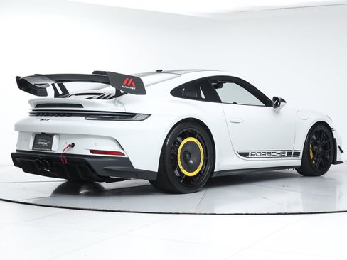 Used 2024 Porsche 911 GT3 RWD image 5