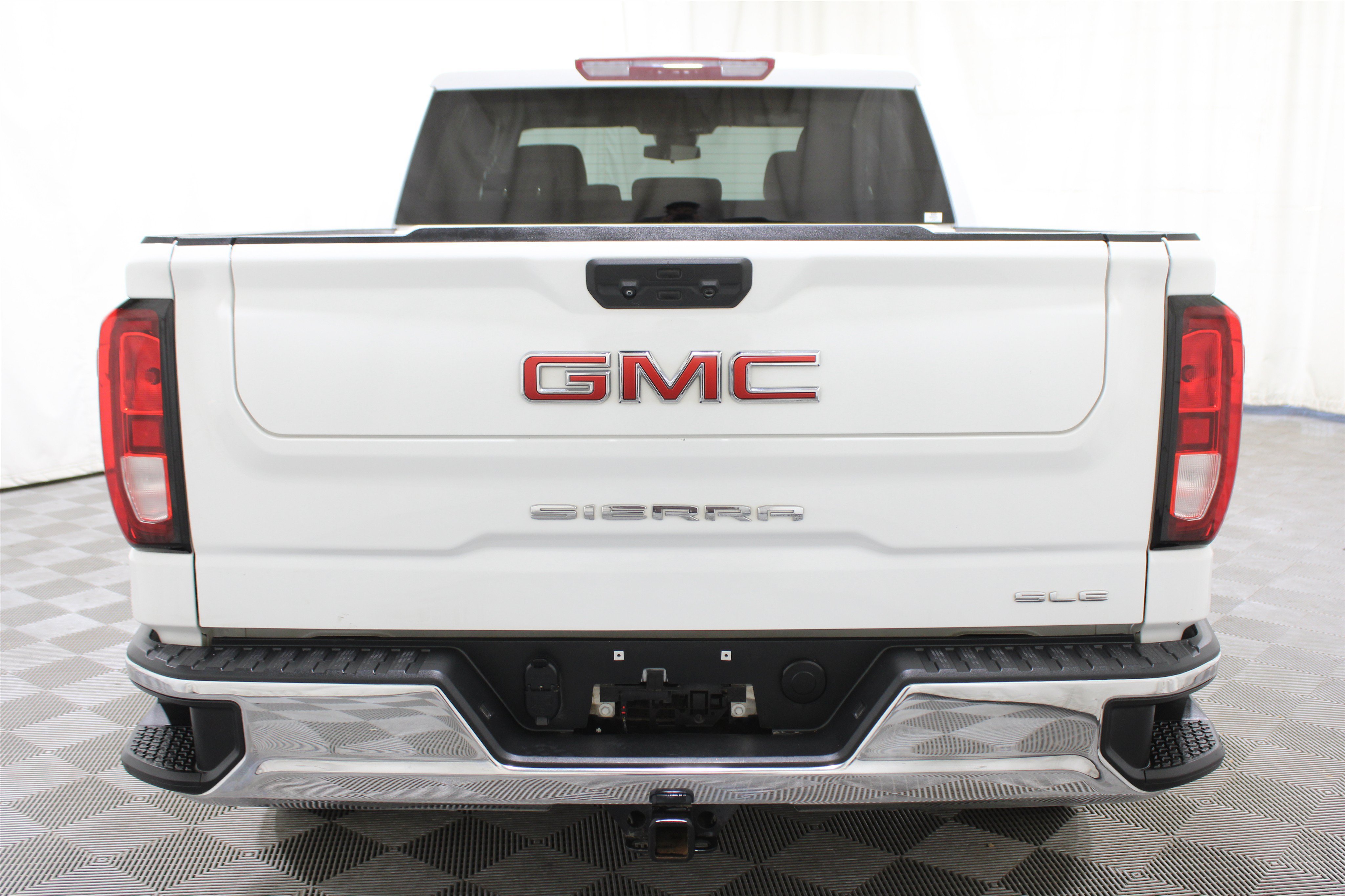Used 2024 GMC Sierra 1500 SLE AWD/4WD image 29