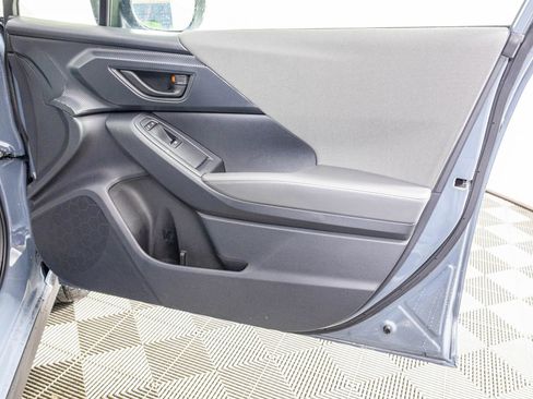 Used 2025 Subaru Crosstrek 2.0i Premium image 43