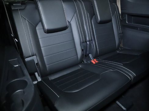 Used 2023 Volkswagen Atlas SEL Premium image 31